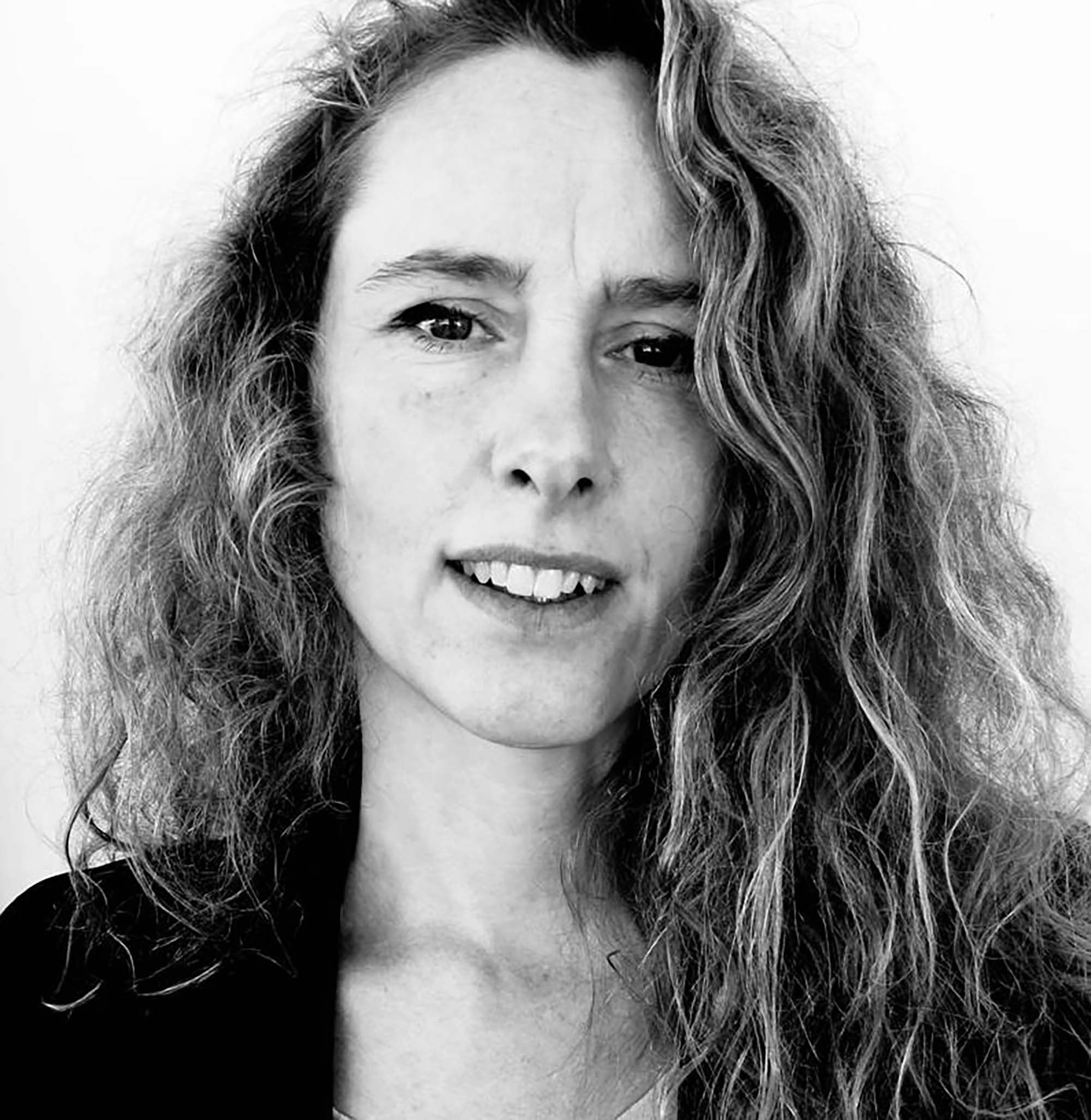 ARTES MUNDI_Miriam Backstrom portrait2_EXHIBITION_AM5 Artes Mundi 5