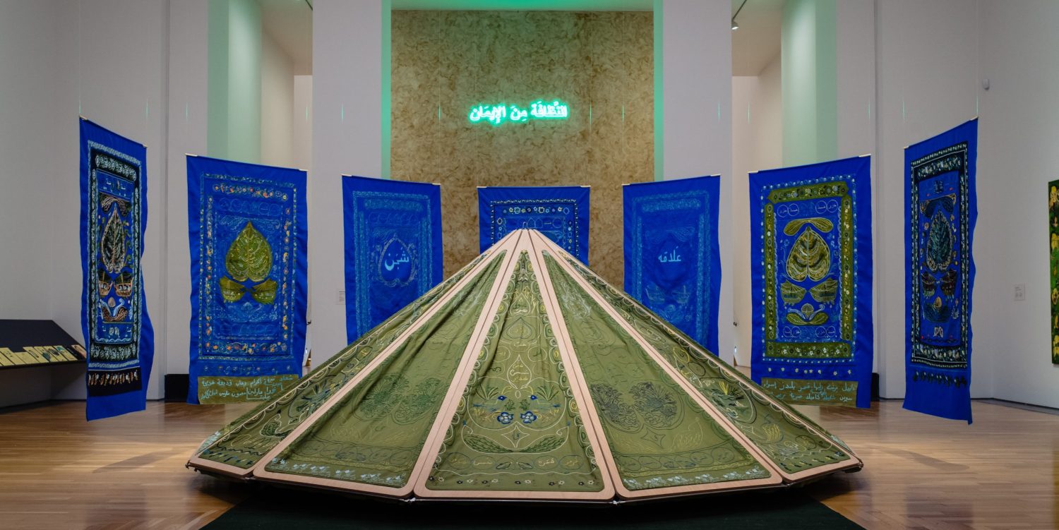 Mounira Al Solh, Installation view at National Museum Cardiff, Artes Mundi 10. Photo – Polly Thomas At The Table gyda Mounira Al Solh
